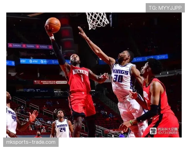 沃尔较伤前更以挡拆组织吸引内线 提升快攻效率