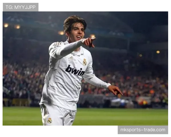 接管中路直塞撕防，本赛季卡卡胜昔日更似组织者